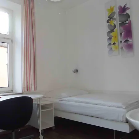 Hostel City Hostel *