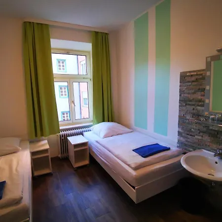 Hostel City Hostel *